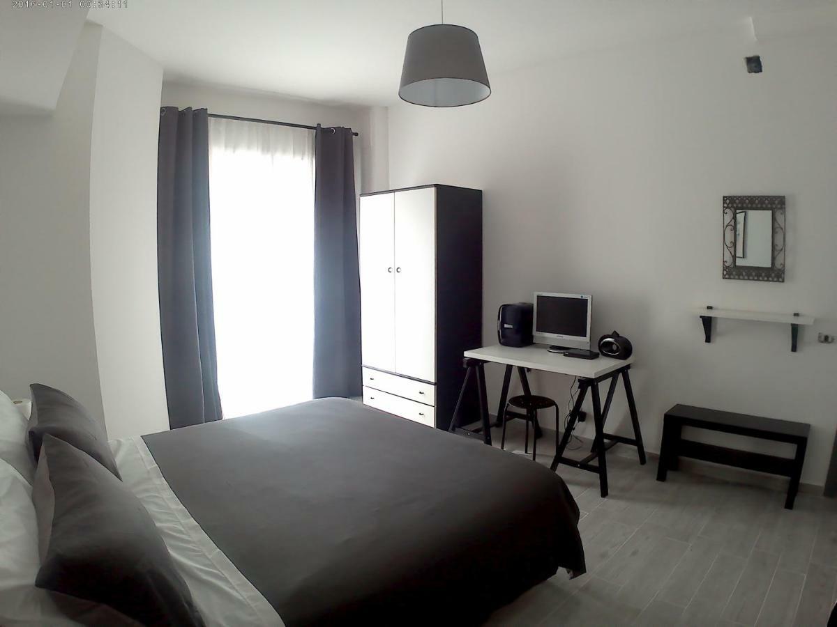 Privatunterkunft Ausonia House